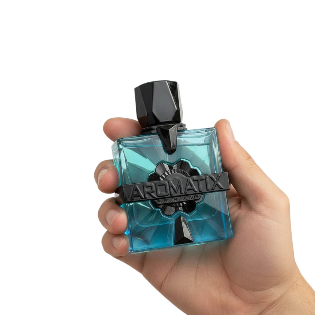 Aromatix Magnetiq EDP In Hand
